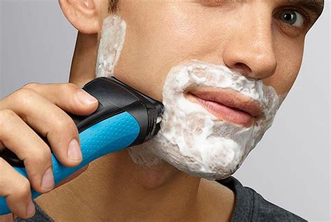 Can I Use Shaving Cream With An Electric Razor?